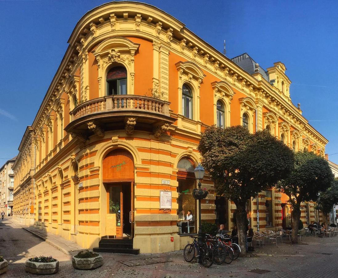 Napartman Печ Экстерьер фото