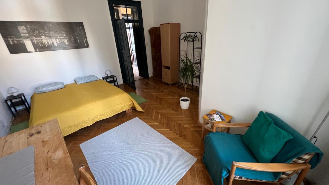 Napartman Печ Экстерьер фото